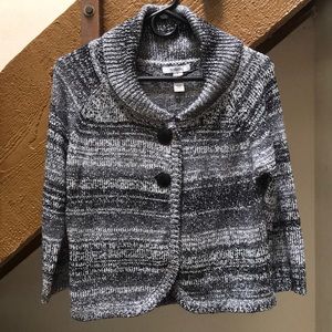 Style& Co women Gray 2 Button 3/4 cardigan S:S